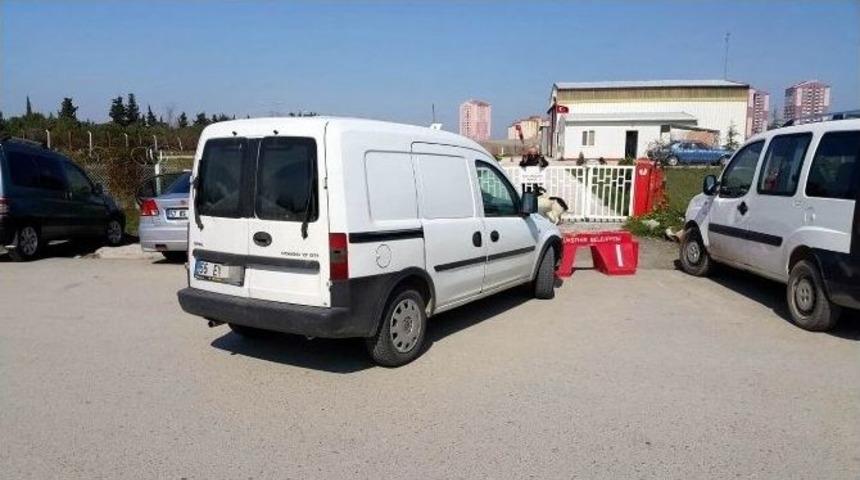 Heliporta Ambulans Girişine Ara&ccedil; Parkı Engeli