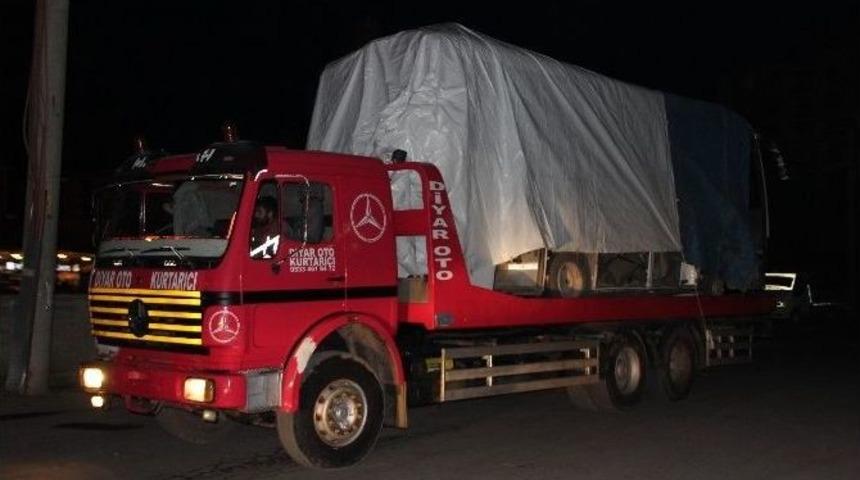 Patlama B&ouml;lgesinde İncelemeler S&uuml;r&uuml;yor