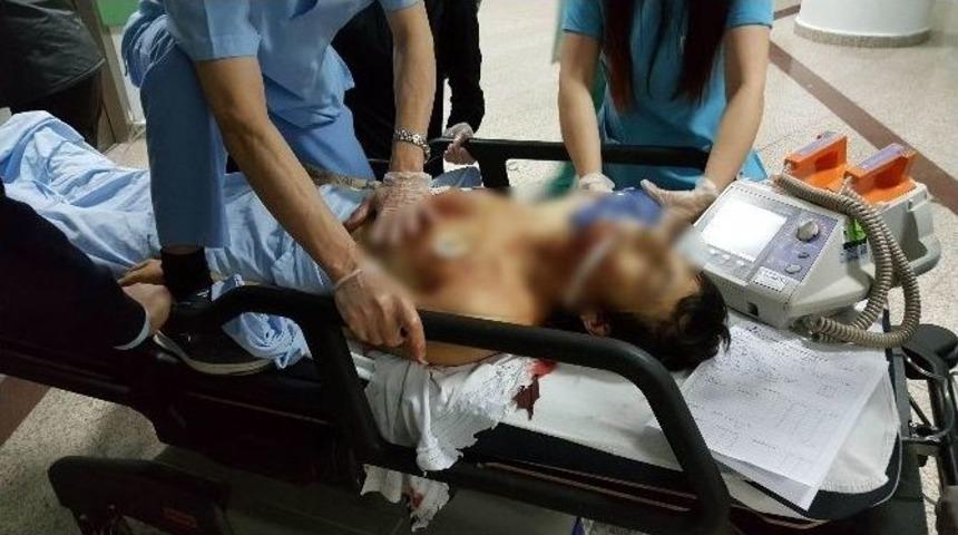 Silahla Oynarken Kendini &Ouml;ld&uuml;rd&uuml;