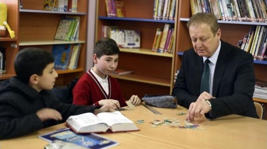 G&uuml;m&uuml;şhane İl Halk K&uuml;t&uuml;phanesi Artık Yetersiz Kalıyor