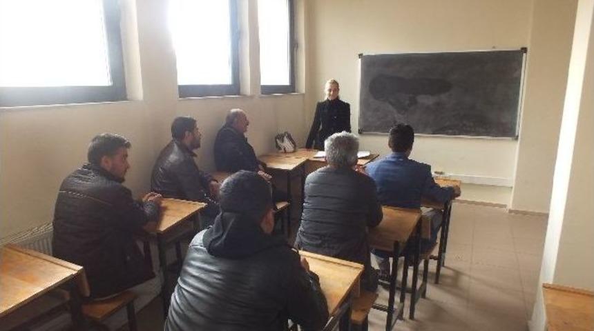 Malazgirt&rsquo;te &Ccedil;obanlar Diplomalı Oluyor