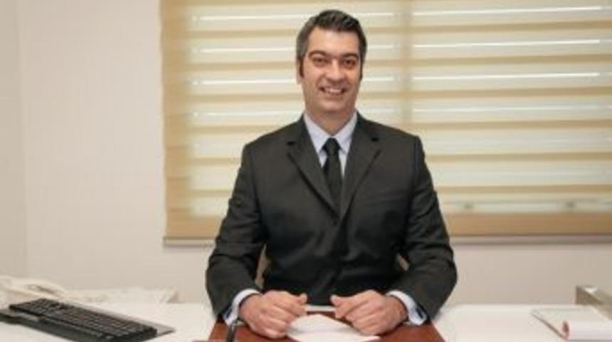 K&uuml;&ccedil;&uuml;k G&ouml;ğ&uuml;sler &Ouml;z G&uuml;ven Eksikliğine Neden Oluyor