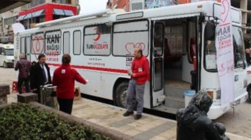 Ordulular Kan Bağışına Alıştı