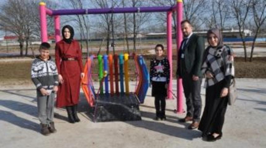 Kartepeli &Ccedil;ocuklar Belediyenin Hizmetleri &Ouml;ğreniyor