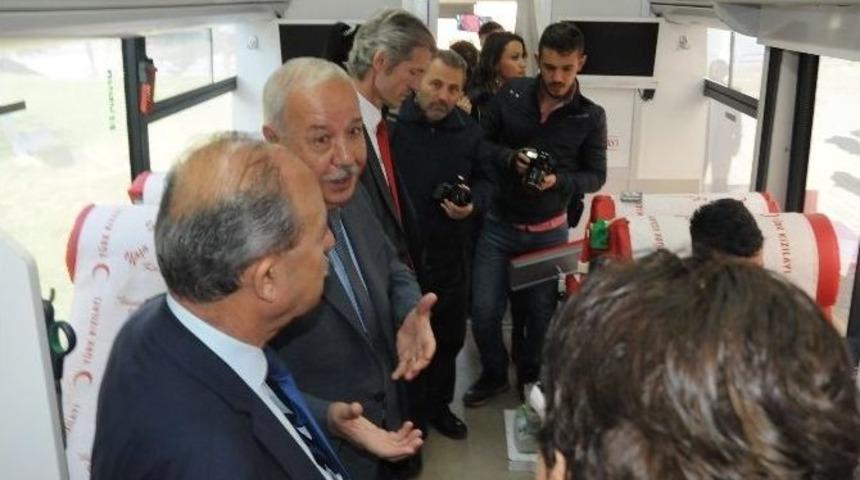 Chp İl Ve İl&ccedil;e Y&ouml;netimi Kan Verdi