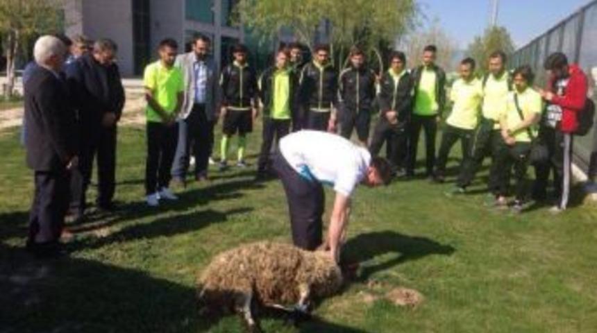 Denizlispor 3 Puan İ&ccedil;in Kayseri&rsquo;ye Gitti