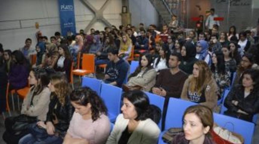 İş Hayatından Korkmuyorlar