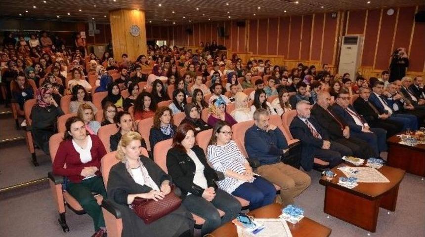 Prof. Dr. Oğuz: &ldquo;apartmanlar K&uuml;lt&uuml;r &Uuml;retmiyor, K&uuml;lt&uuml;r T&uuml;ketiyor&rdquo;