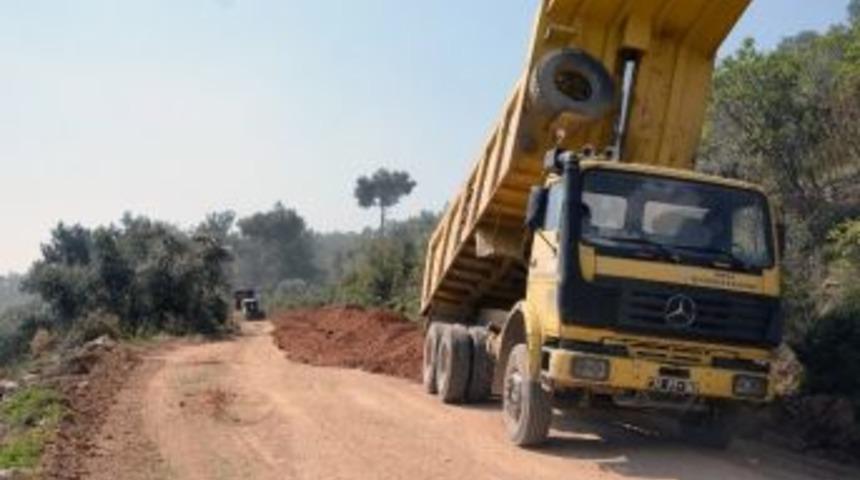 B&uuml;y&uuml;kşehir Belediyesi, &Ccedil;evlik Mahallesi&rsquo;ne Yeni Yol Yapıyor