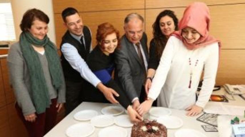 Sel&ccedil;uk Belediyesi&rsquo;nde Kudeb Kuruluşuna Pastalı Kutlama