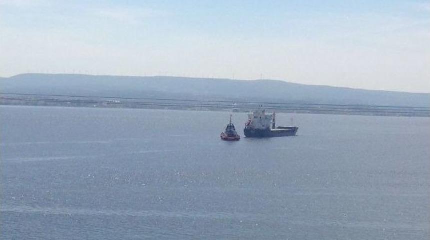 &Ccedil;anakkale Boğazı&rsquo;nda Bir Gemi Makine Arızası Yaptı