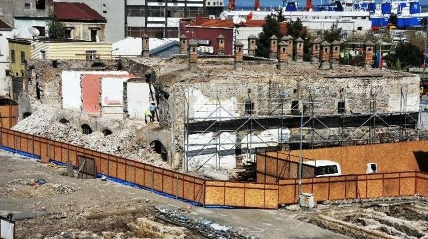 500 Yıllık Tarihi Taşhan, Aslına D&ouml;nd&uuml;r&uuml;l&uuml;yor