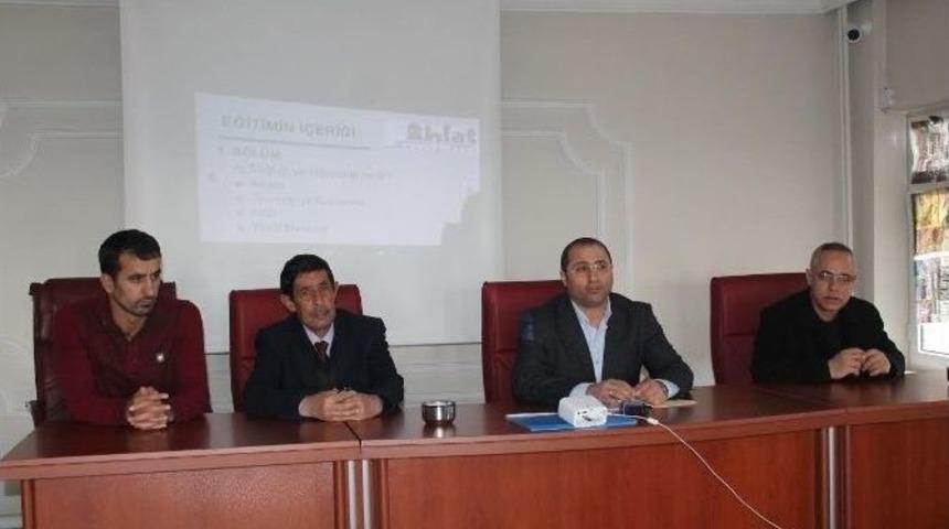 Belediye Personeline İş Sağlığı Ve G&uuml;venliği Eğitimi