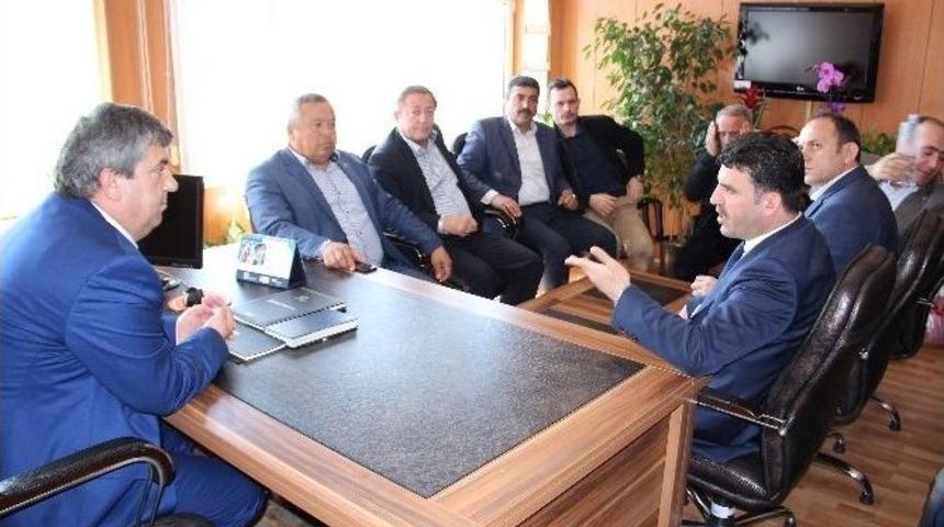 Ak Parti İl&ccedil;e Başkanı İl Milli Eğitimi Bakanlığa Şikayet Edecek