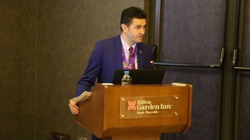 G&ouml;rme Engelliler İ&ccedil;in G&ouml;zleri Kapalı Yemek Yediler