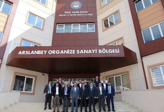 Koto Teknik Koleji Öğrencileri İcatlarıyla Büyüledi