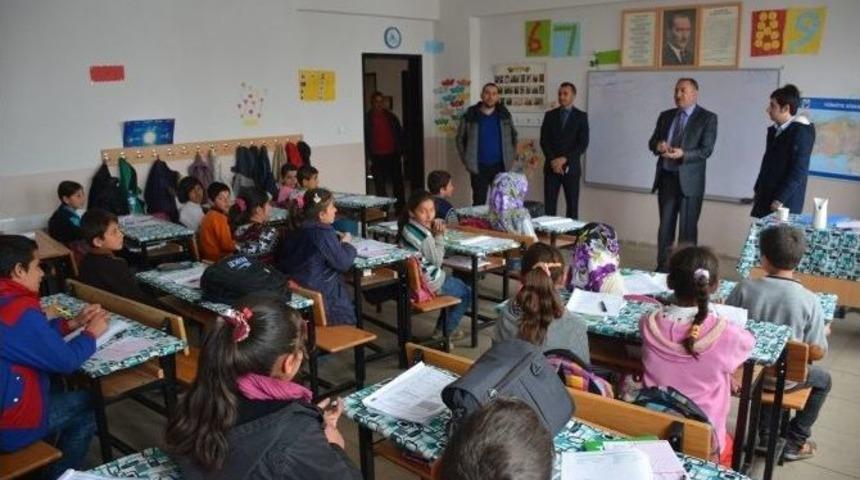 Milli Eğitim Müdürü Yüzer’den Köy Okullarına Ziyaret