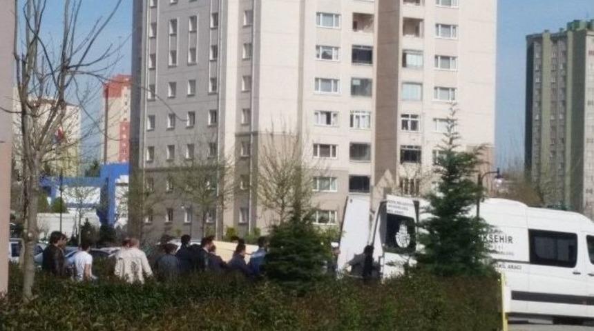 Halkalı’da İki Polis Ölü Bulundu