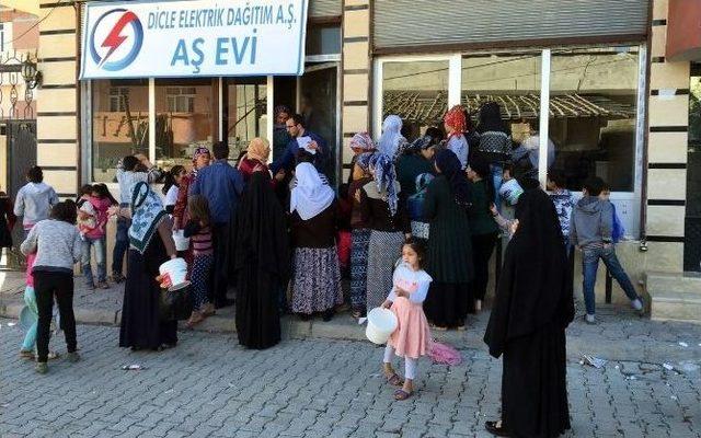 Dicle Elektrik’ten Cizre Halkına Sıcak Aş