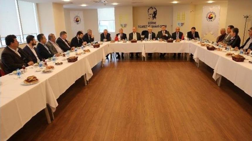 T&uuml;rkiye Atina B&uuml;y&uuml;kel&ccedil;i&rsquo;si Uras, Etso&rsquo;yu Ziyaret Etti