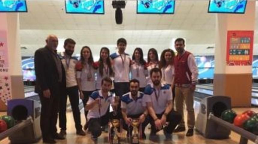 Atat&uuml;rk &Uuml;niversitesi Bowlingde Fark Attı