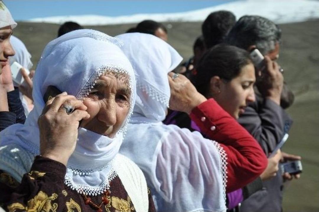 T&uuml;rkiye 4,5g&rsquo;ye Ge&ccedil;ti, Muş&rsquo;ta Halen Telefon Şebekeleri &Ccedil;ekmiyor