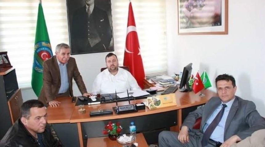 Ayvalık&rsquo;ta Ziraat Odası&rsquo;nın Eğitim Toplantıları S&uuml;r&uuml;yor