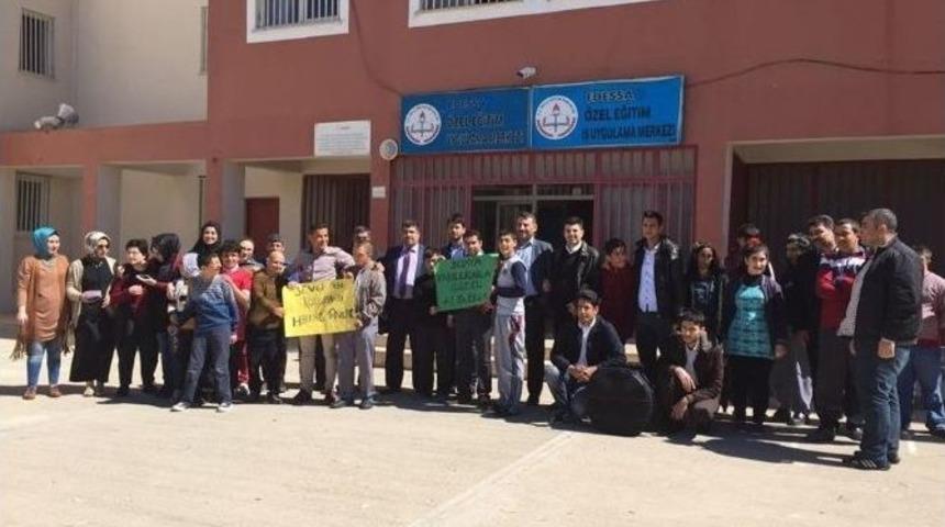 Gen&ccedil;lik Merkezleri Down Sendromlu Bireyleri Unutmadı