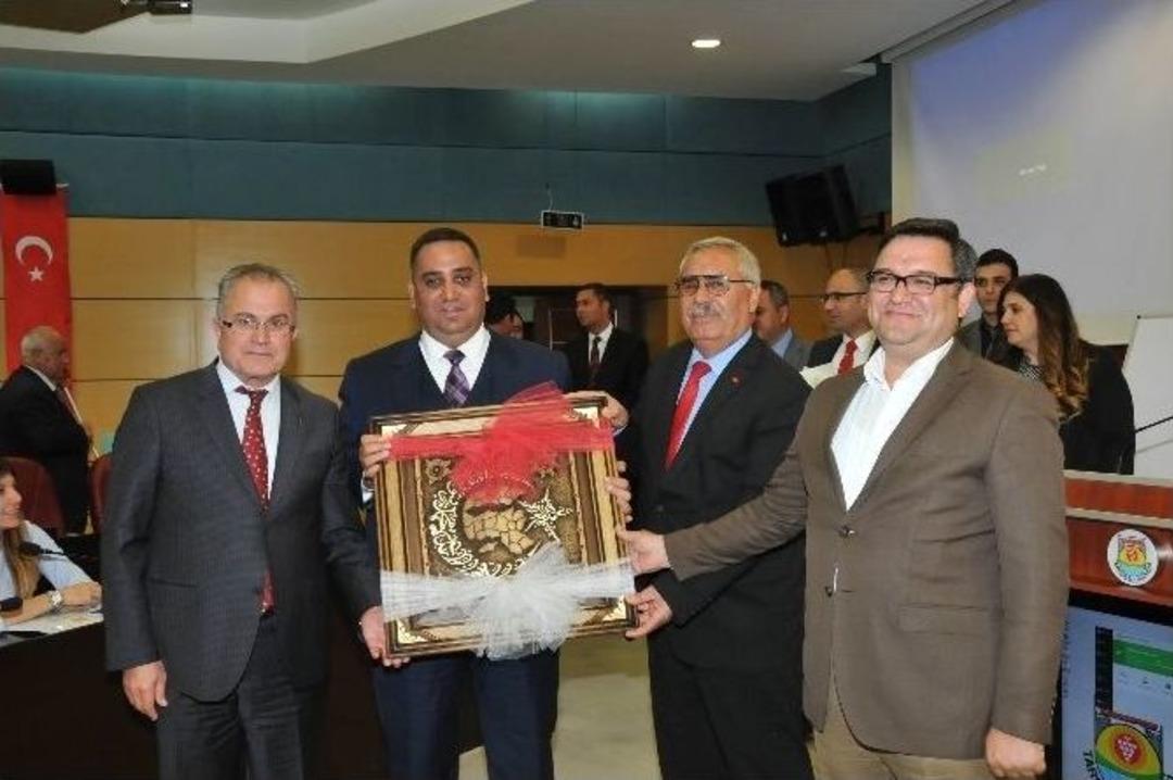 Tarsus Belediye Başkanı Can: "yeşil Alanların Azalmasının Sebebi 30 D&ouml;n&uuml;mden B&uuml;y&uuml;k Yerleri B&uuml;y&uuml;kşehir&rsquo;e Vermemizden Kaynaklanıyor"