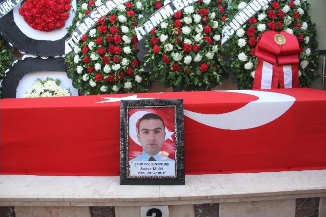 Şehit Polis Serkan Talan Hatay&rsquo;da Toprağa Verildi