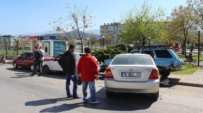 Ecel Direksiyon Başında Yakaladı