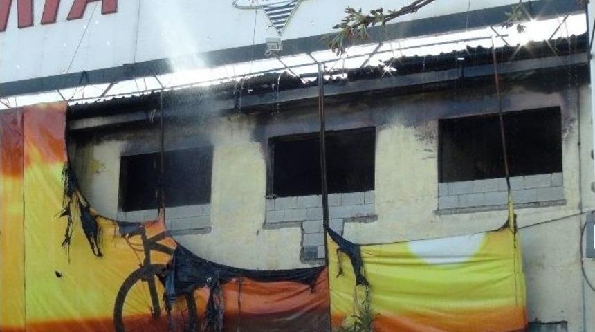 Gaziantep&rsquo;teki Fabrika Yangını Korkuttu