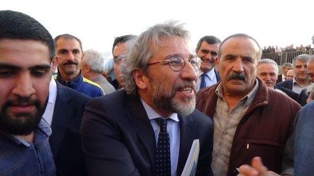 Can Dündar Ve Erdem Gül’ün Davası Ertelendi