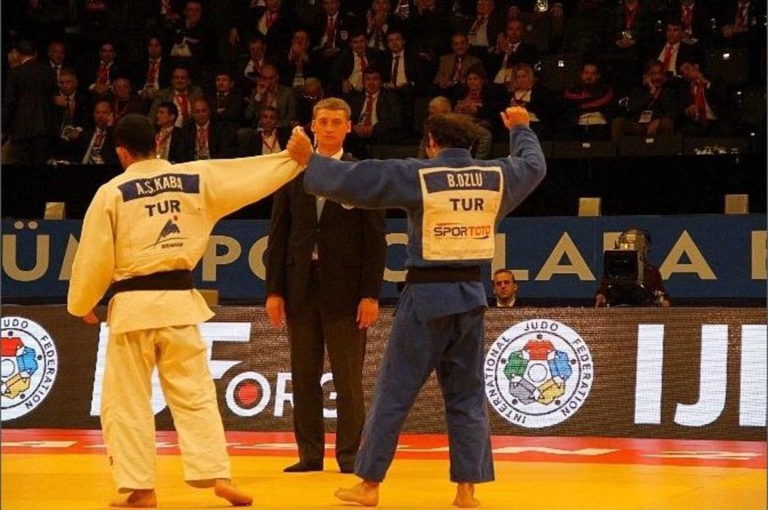 Grand Prix&rsquo;in İlk G&uuml;n&uuml;nde T&uuml;rkiye&rsquo;ye 3 Madalya