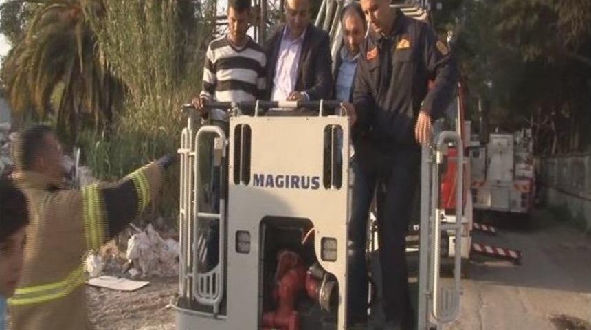 7 Saatlik İntihar Girişimini Polis M&uuml;d&uuml;r&uuml; Bitirdi