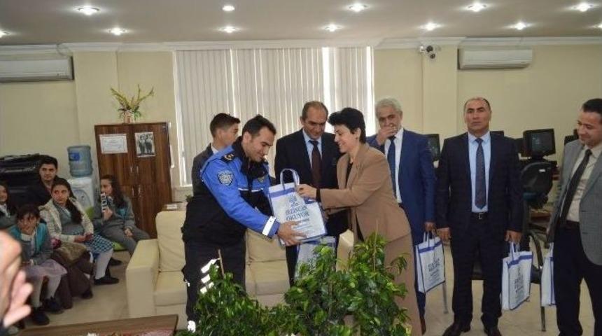 Kitap Okuma Etkinliği Yapıldı