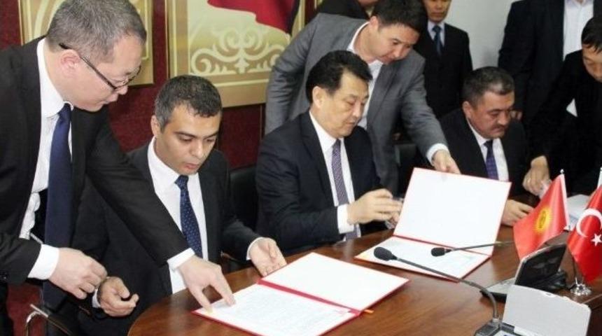 Bişkek Kırgız T&uuml;rk Dostluk Hastanesi Protokol&uuml; İmzalandı