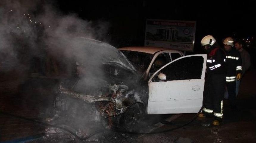 Samsun&rsquo;da Otomobil Yangını