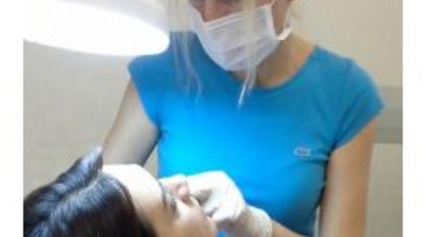 Badem G&ouml;z Estetiği İle Yepyeni Bakışlar