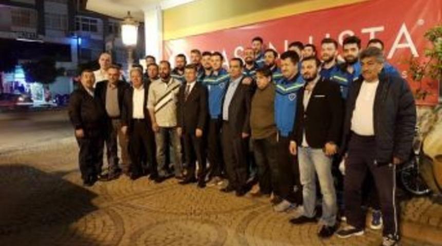 Adana Toros Byz Spor&rsquo; Dan Final Yemeği