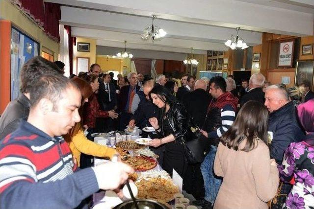 Ardahan Ve Gürcistan-ahıska Bölgesi Yemekleri Kitabının Tanıtımı Ardahan’da Yapıldı