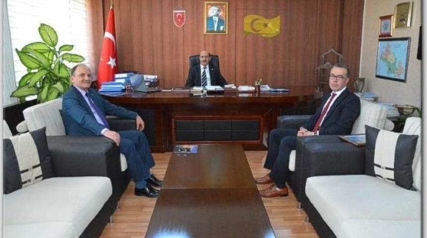 Genel Sekreter Bolat&rsquo;a, Ziyaret