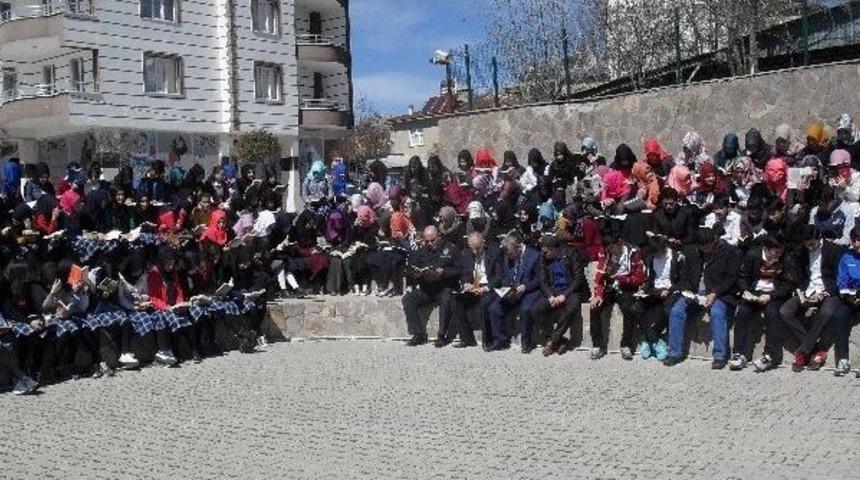 Kovancılar&rsquo;da Kitap Okuma Etkinliği