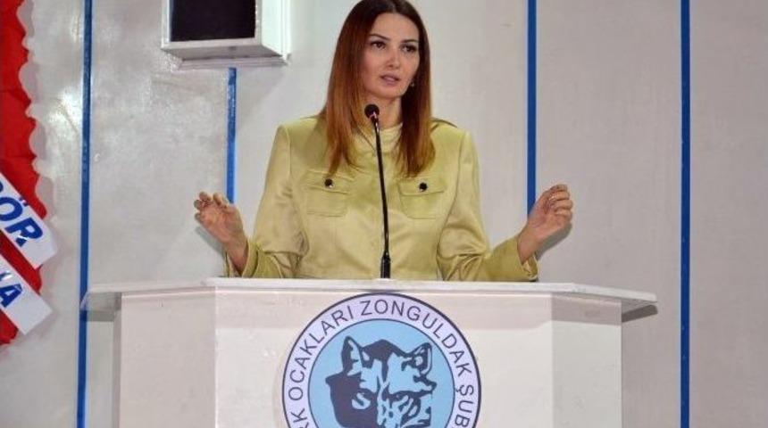 Azerbaycan Milli Meclisi Milletvekili Ganire Paşayeva: