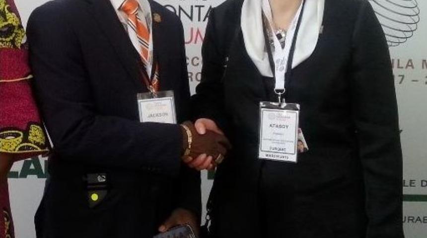 Nezaket Emine Atasoy, Liberya Cumhuriyeti Turizm Bakanı Atty Isaac W.jackson Jr İle G&ouml;r&uuml;şt&uuml;