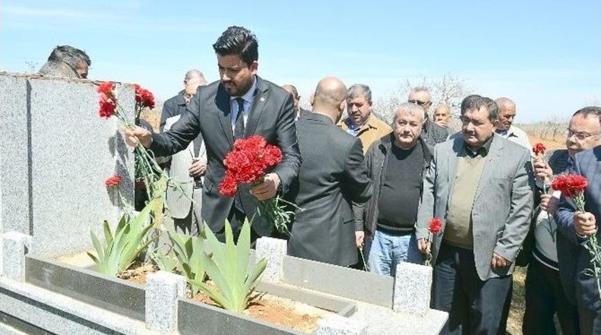 Gazeteci Vahittin Bozgeyik Mezarı Başında Anıldı