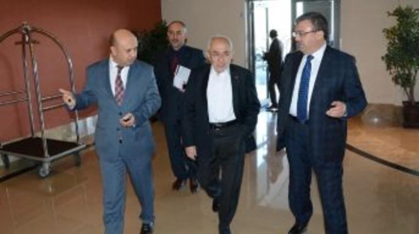 Ak Parti İstanbul Milletvekili Ekrem Erdem Afyonkarahisar&rsquo;da