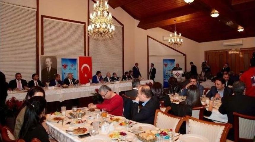 İstanbul&rsquo;da Mersin İdman Yurdu&rsquo;na Destek Gecesi