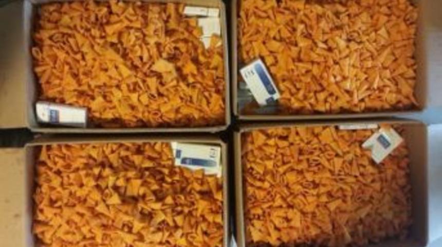 Cips Kutusu İ&ccedil;erisinde Sigara Ka&ccedil;ak&ccedil;ılığı