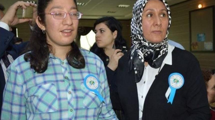 Engelli Annesinden Y&uuml;rek Yakan Dua